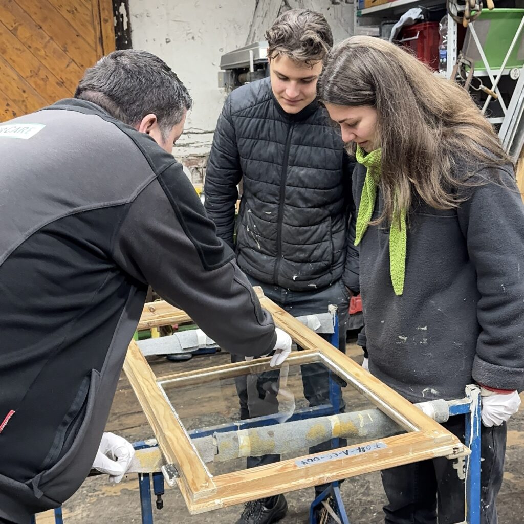 Repair Care unterstützt mit Expertise im Bereich morsches Holz ausbessern und reparieren