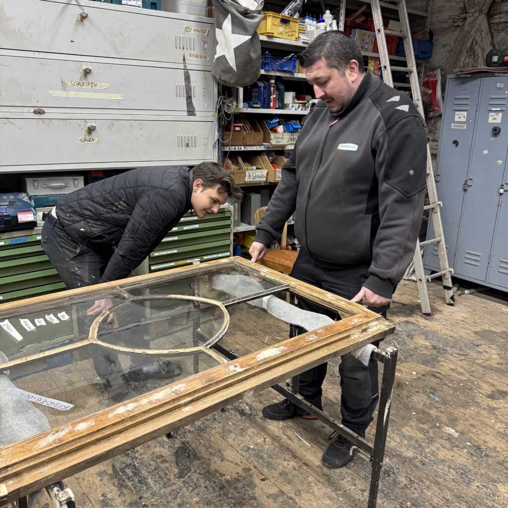 Repair Care unterstützt mit Expertise im Bereich morsches Holz ausbessern und reparieren